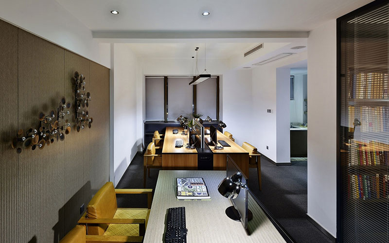 长沙办公室装修：现代开敞式办公室装修设计
